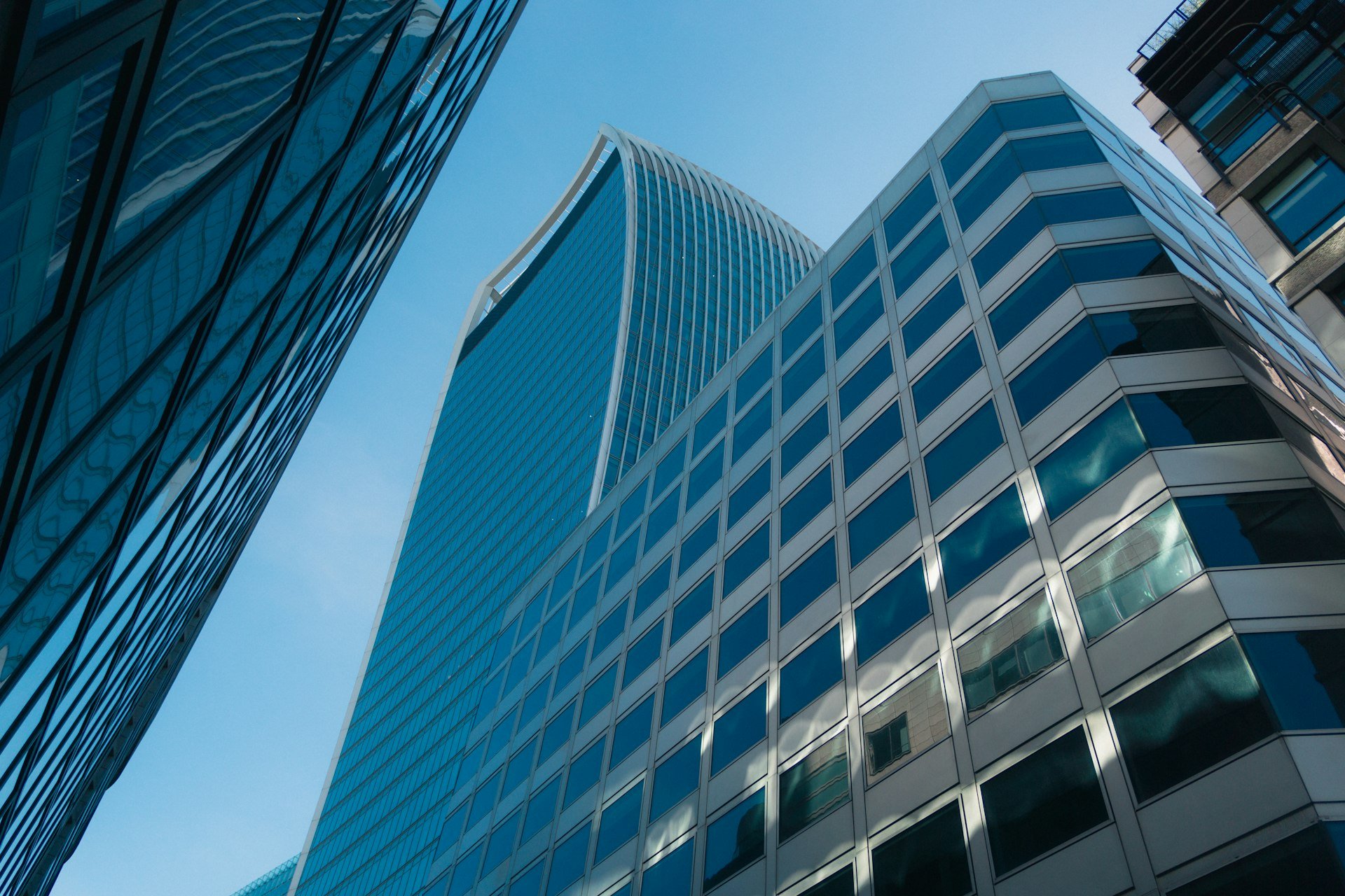 Corporate & Finance
